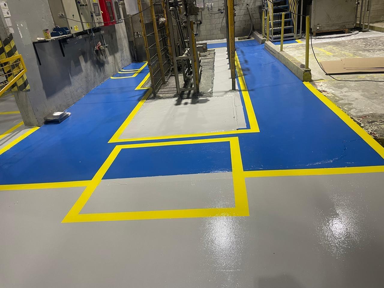 Aplicação de piso epóxi industrial na Saint-Gobain em São Paulo