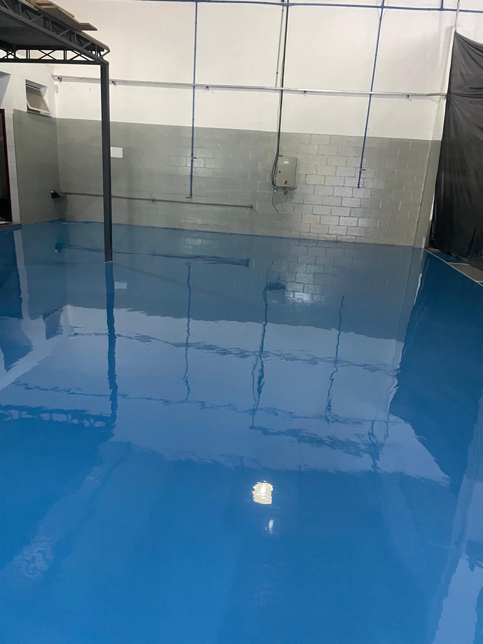 Tratamento de piso em corredor de indústria mecânica em Limeira
